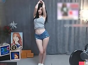 cute asian Hàn Quốc nhảy vào bạn