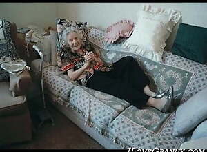 ILoveGrannY Amateur Photos Featuring Grannies