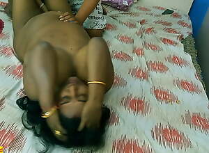 Indian Bengali bhabhi does hawt dance and has real amateur sex with patent audio!!