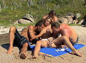 Swinging to hand the strand - 3 males and a woman, double assfuck