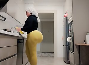 my big ass stepmom caught me recognizing at her ass
